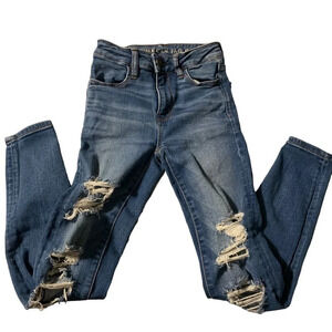 American Eagle Next Level Stretch distressed women's size 0 short blue j…